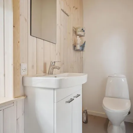 Vakantiehuis In With Kitchen *