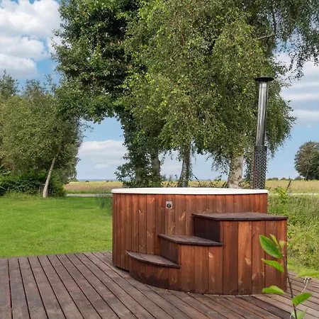 Vakantiehuis In With Kitchen